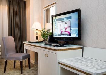 New Plum Garden Seasons Hotel - Shenzhen Zhucun  Εξωτερικό φωτογραφία